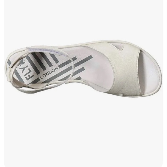 Fly London Size 38 (7.5) white leather sandals - Picture 3 of 10